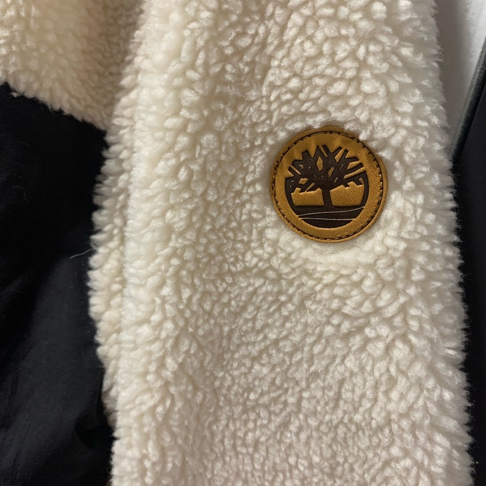 Timberland Black and Cream Sherpa Jacket - Picture 3 of 5